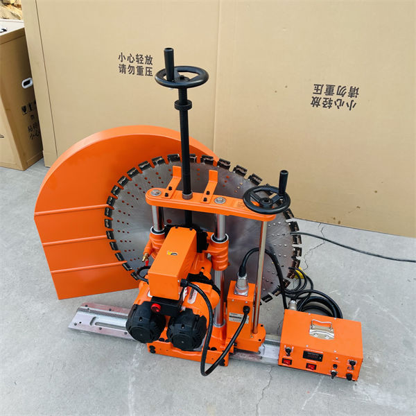 雙電機全（quán）自動切牆機