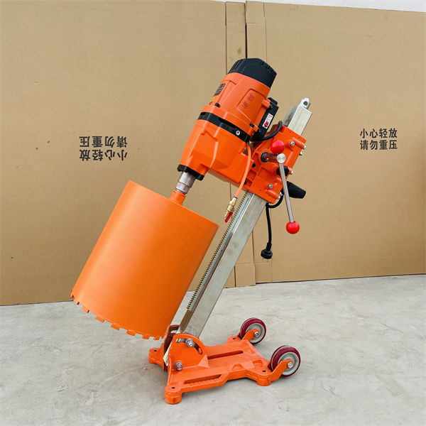 斜底座（zuò）水鑽機