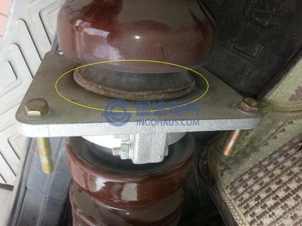 超聲波檢出35kV開關櫃套(tào)管脫(tuō)釉